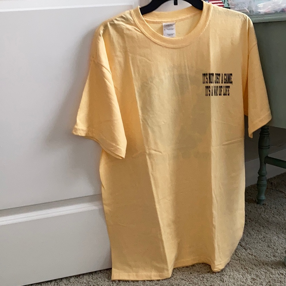 Tee shirt